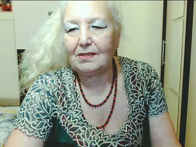 grannywants live cam on BongaCams
