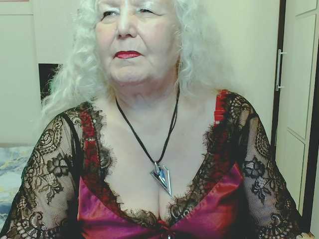 grannywants live webcam show