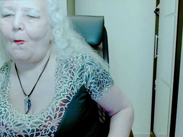 grannywants's BongaCams show and profile