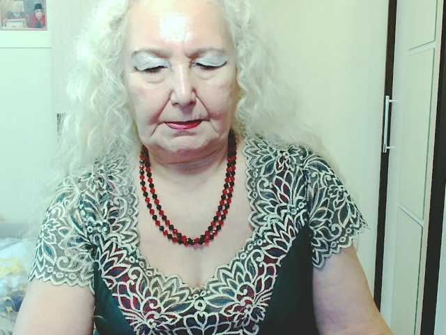 grannywants live cam on BongaCams