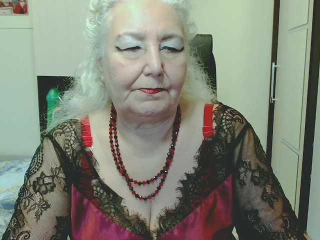 grannywants live cam on BongaCams