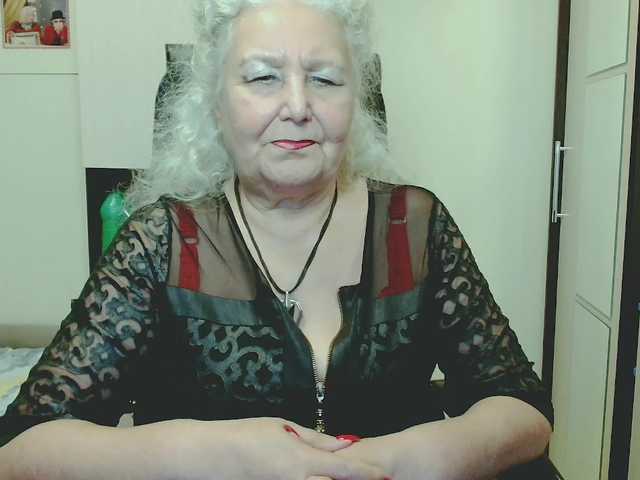 grannywants live cam on BongaCams