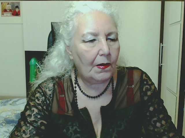grannywants live cam on BongaCams