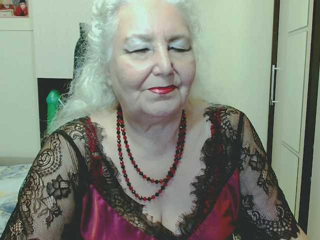 grannywants live cam on BongaCams