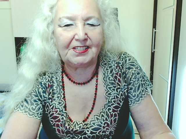 grannywants, en directo ahora en BongaCams