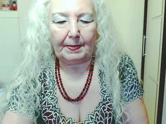 grannywants, en directo ahora en BongaCams