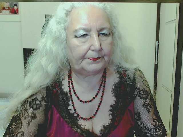 grannywants live cam on BongaCams
