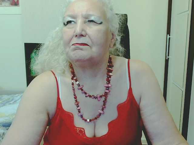 GrannyWants live webcam show