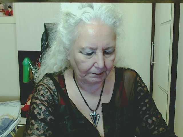 GrannyWants live cam preview