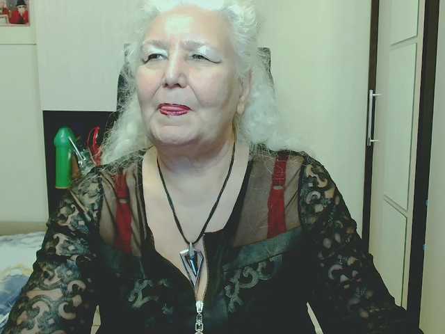 grannywants live cam on BongaCams