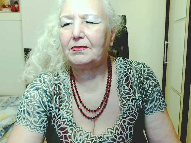 grannywants, en directo ahora en BongaCams