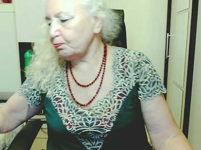 grannywants, en vivo ahora en BongaCams