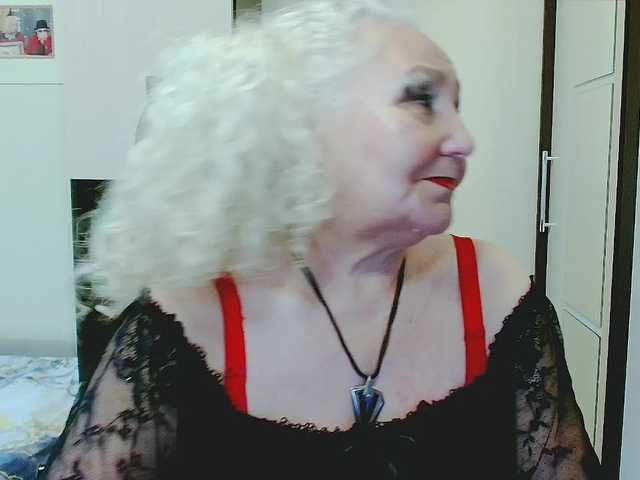 grannywants live cam on BongaCams