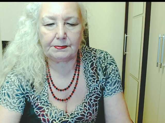grannywants live cam on BongaCams