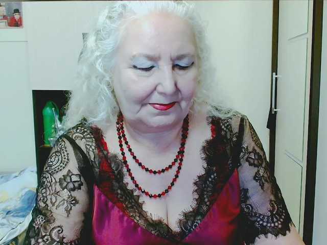 grannywants live cam on BongaCams