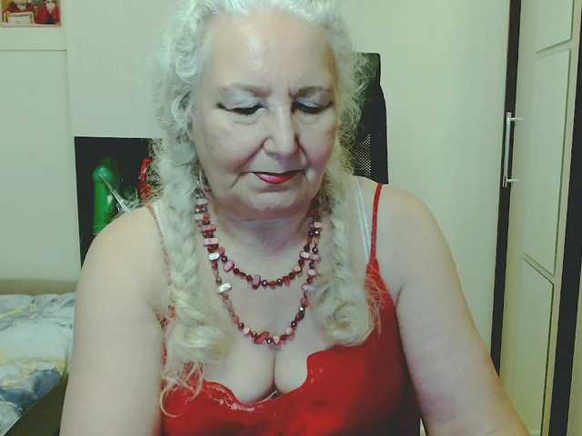 GrannyWants live webcam show