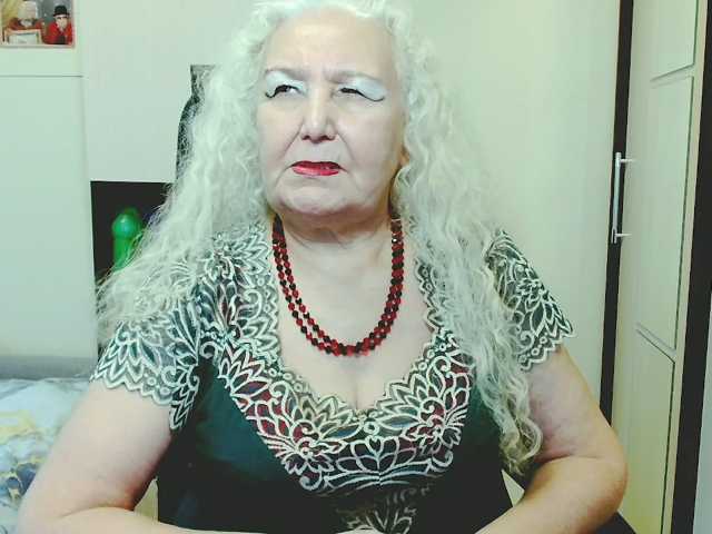grannywants, en directo ahora en BongaCams