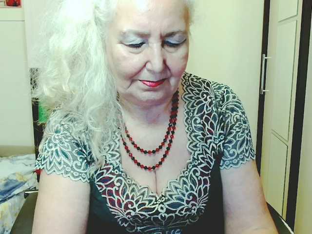 grannywants, en vivo ahora en BongaCams