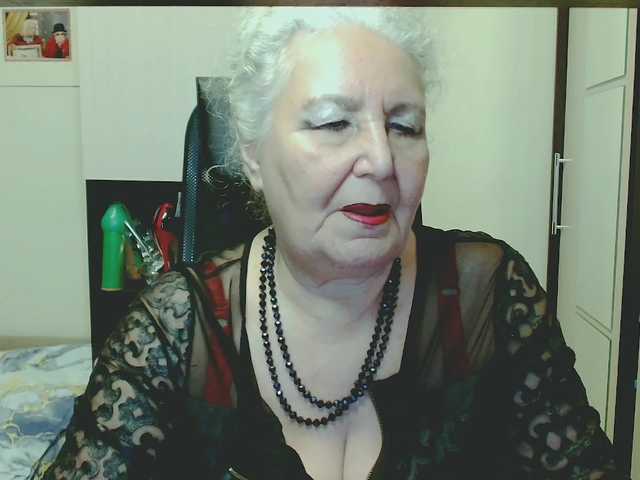 grannywants live cam on BongaCams