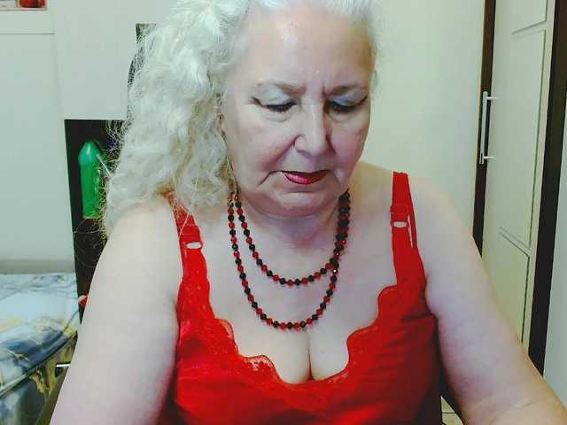 grannywants live sex show