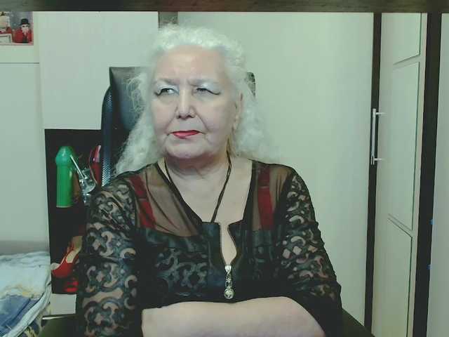 GrannyWants live cam preview