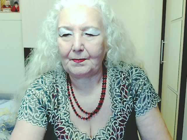 grannywants, live now on BongaCams
