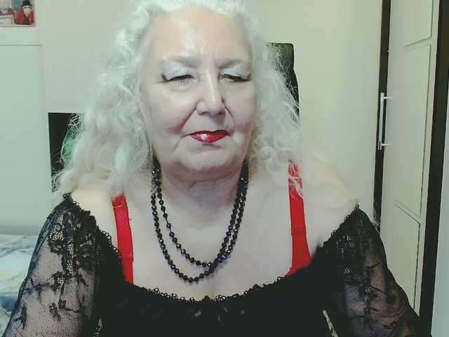 grannywants live cam on BongaCams
