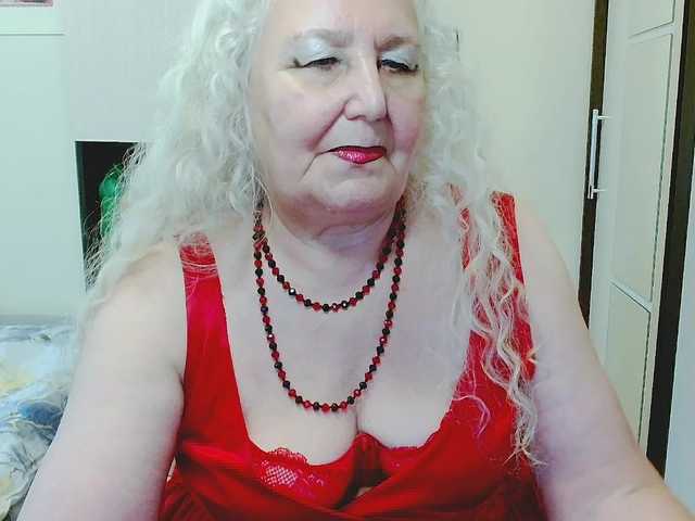 grannywants live cam on BongaCams