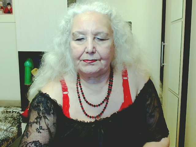 grannywants live cam on BongaCams