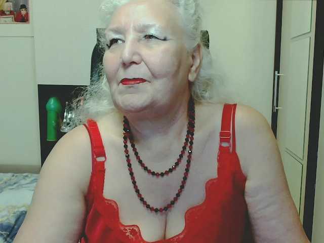 grannywants live cam on BongaCams
