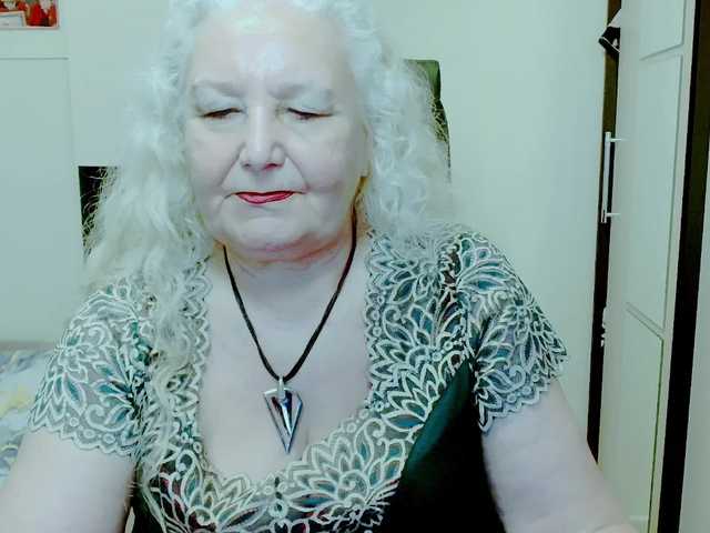 grannywants's BongaCams show and profile