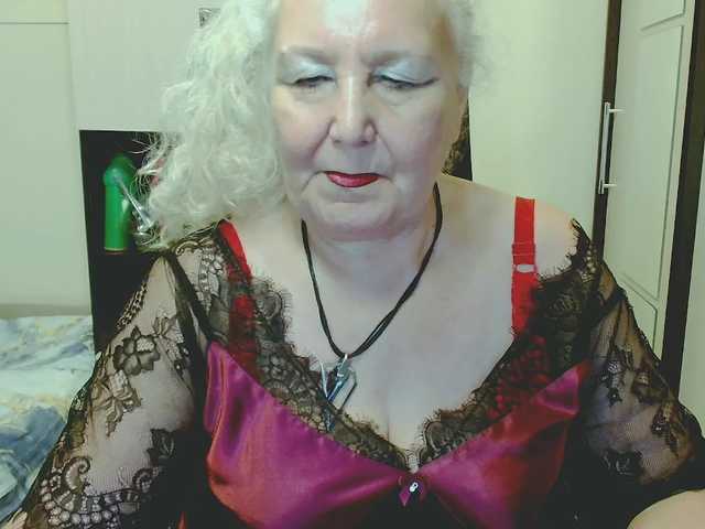 grannywants live webcam show