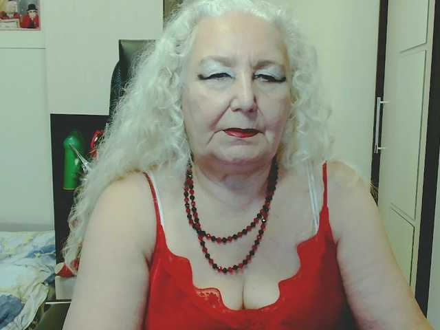 GrannyWants live webcam show
