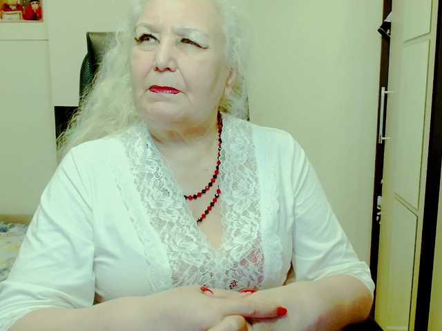 grannywants's BongaCams show and profile