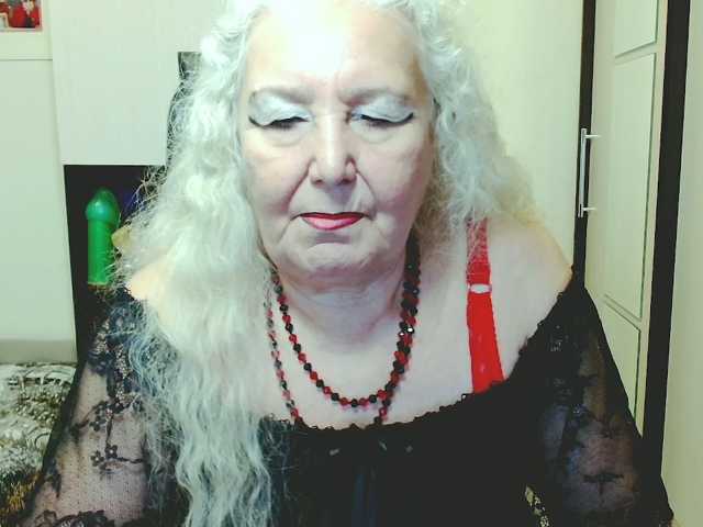 grannywants live cam on BongaCams