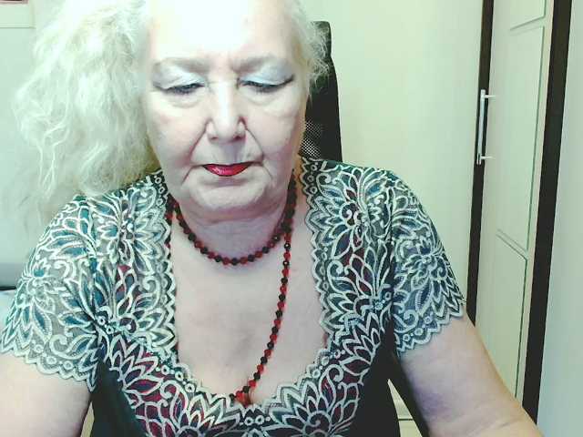 grannywants live cam on BongaCams