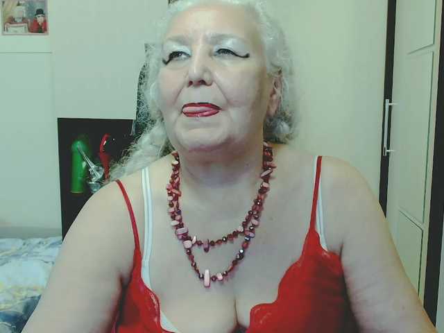grannywants live cam on BongaCams