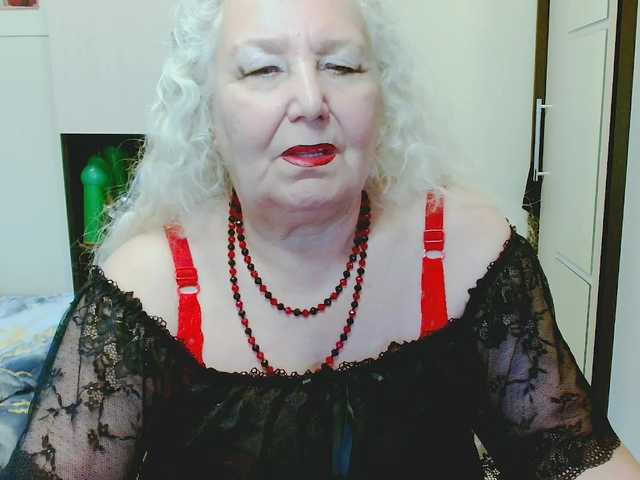 grannywants live cam on BongaCams