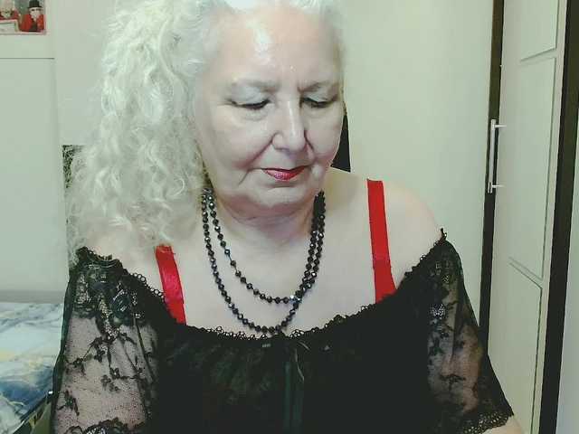 grannywants live cam on BongaCams