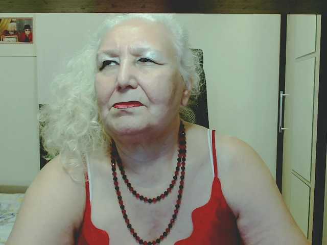 GrannyWants live webcam show