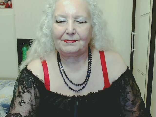 grannywants live cam on BongaCams