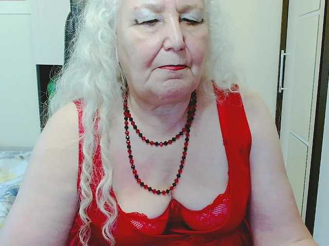 grannywants cam belle