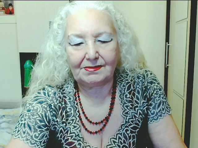 Grannywants live cam