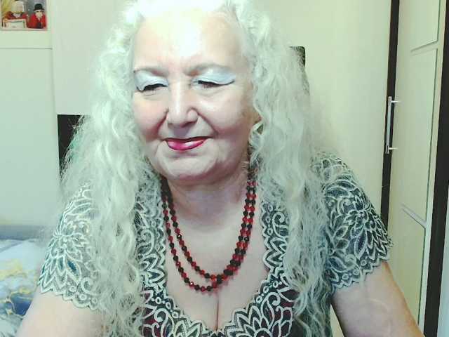 grannywants, en directo ahora en BongaCams