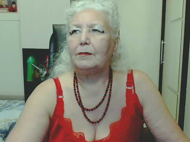 grannywants live cam on BongaCams