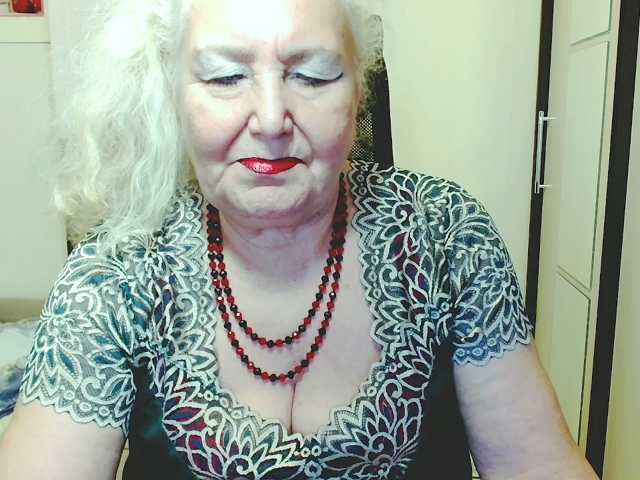 grannywants live cam on BongaCams