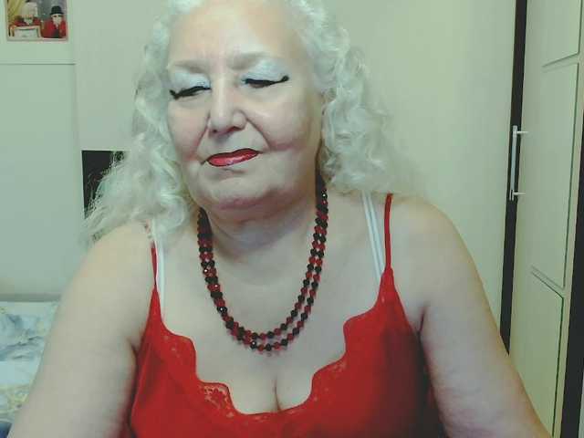 GrannyWants live webcam show