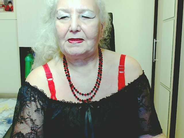 grannywants live cam on BongaCams