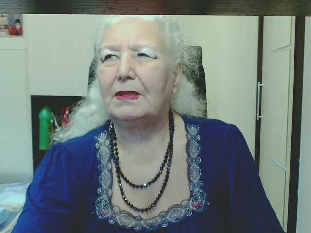 grannywants live cam on BongaCams