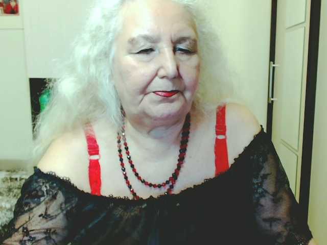 grannywants live cam on BongaCams